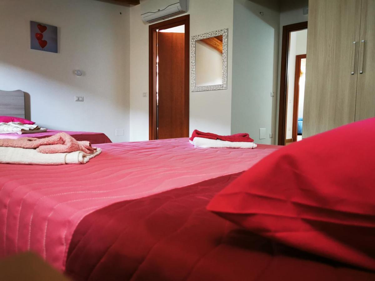 Agriturismo B&B Il Girasole Roccadaspide Kültér fotó