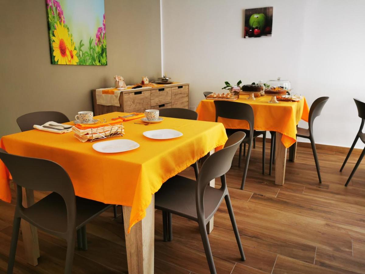 Agriturismo B&B Il Girasole Roccadaspide Kültér fotó