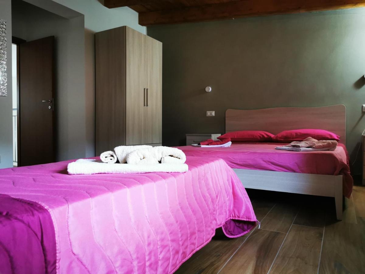 Agriturismo B&B Il Girasole Roccadaspide Kültér fotó
